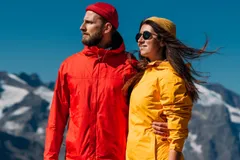 🧥 Лёгкая куртка или худи
