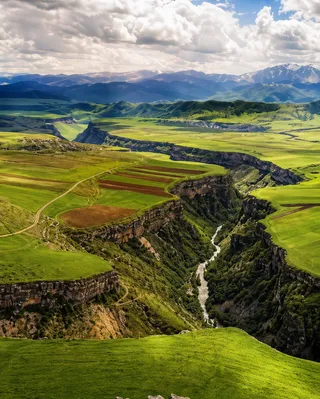УЩЕЛЬЕ РЕКИ ДЗОРАГЕТ