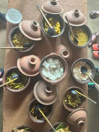 ДЕРЕВНЯ СИГИРИЯ