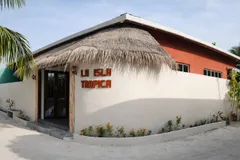 La Isla Tropica