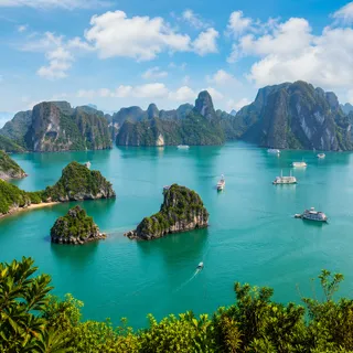 HA LONG BAY