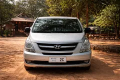 Starex Minivan