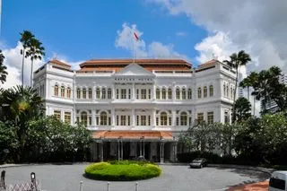 ОТЕЛЬ RAFFLES