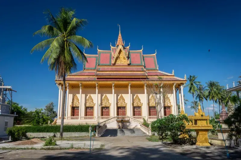 Пномпень из Сиемреапа: экскурсия на 1 день