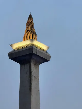 НАЦИОНАЛЬНЫЙ МОНУМЕНТ МОНАС