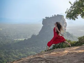 ВИД НА СИГИРИЮ