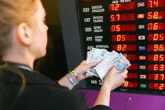Меняйте валюту в аэропорту