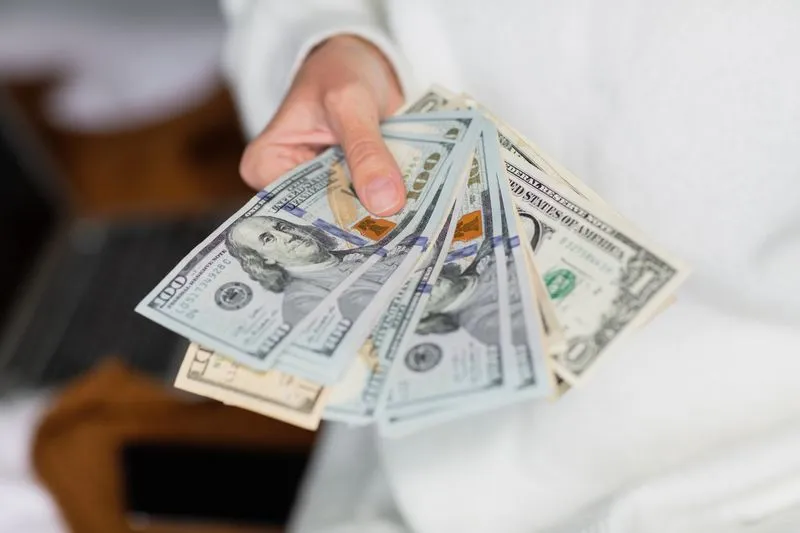 Наличные средства