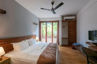 отель Aveyla Manta Village