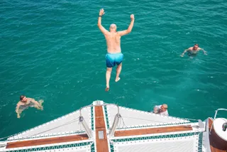 КУПАНИЕ В ОТКРЫТОМ МОРЕ