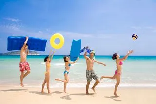 ПРИБЫТИЕ И ПЛЯЖНЫЙ ОТДЫХ