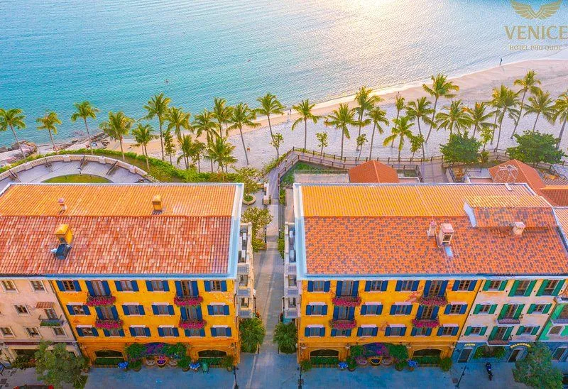 Venice Hotel