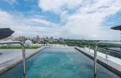 🏊 Бассейн на территории