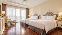 Grand Plaza