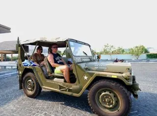 САФАРИ НА ВОЕННОМ ДЖИПЕ