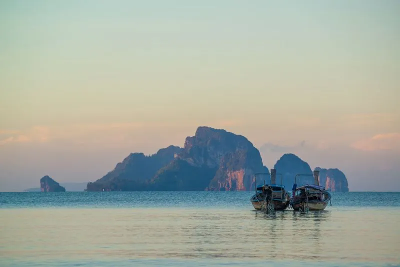 Остров Джеймса Бонда на спидботе