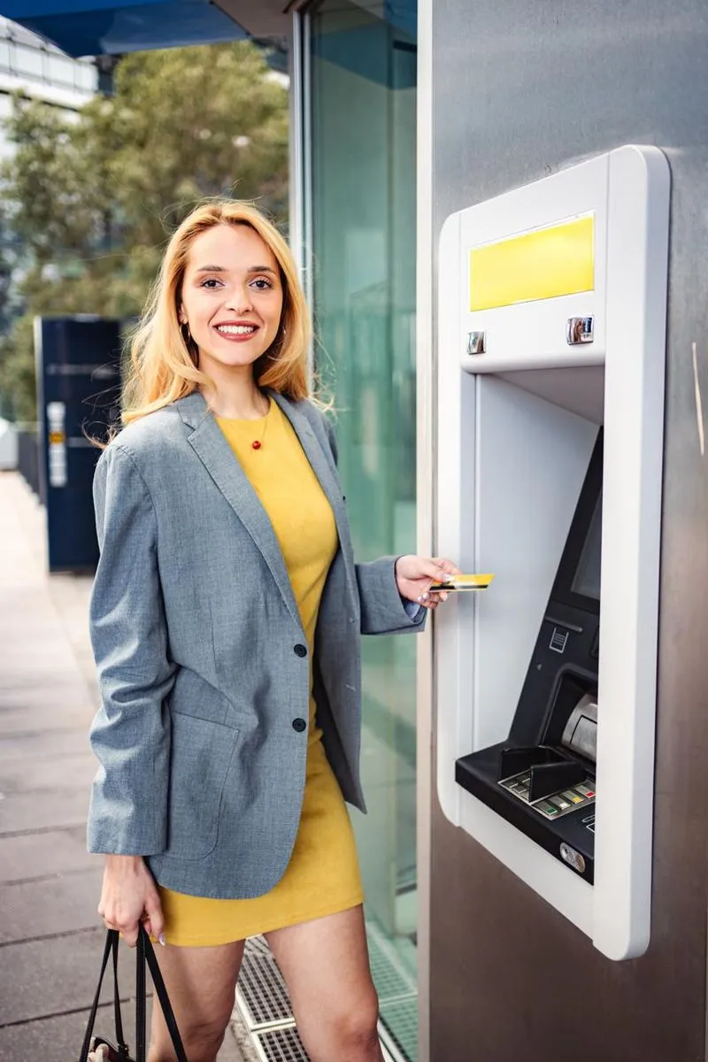 💳 Наличные и банковские карты