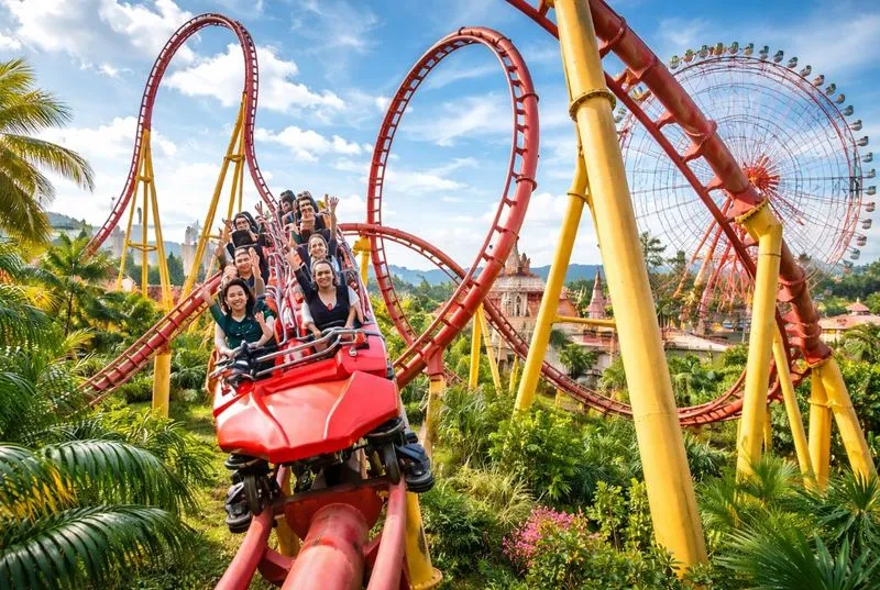 🎢 Зона аттракционов
