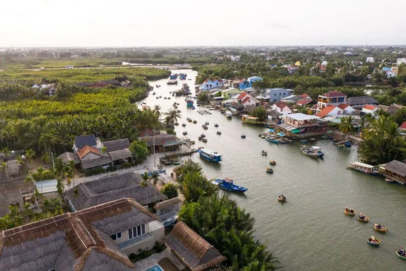 Экскурсия в древний город Хойан и кокосовый лес из Дананга