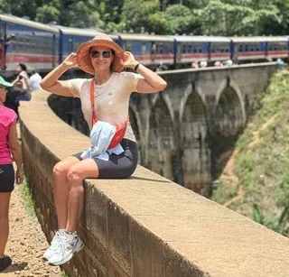 ДЕВЯТИАРОЧНЫЙ МОСТ