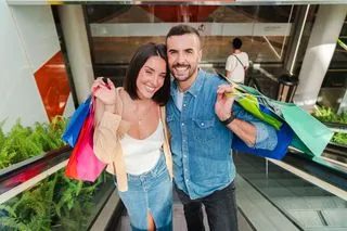 ТОРГОВЫЙ ЦЕНТР «ОДЕЛЬ» И ПРОГУЛКА ПО ТОРГОВЫМ РАЙОНАМ ПИТКОТТУ