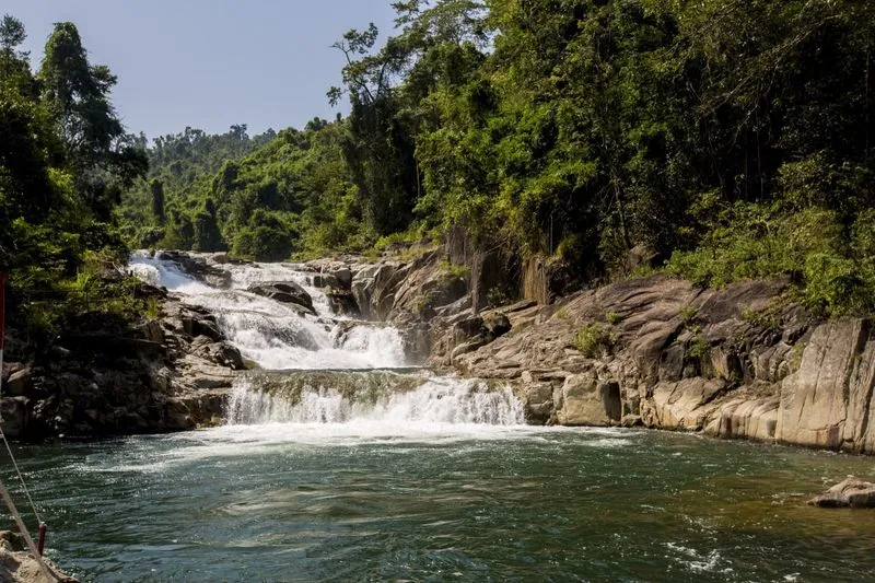 Экскурсия на термальные источники и водопад Янг Бэй в Нячанге
