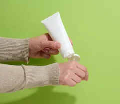 🧴 Солнцезащитный крем