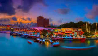 КРУИЗ ВДОЛЬ CLARKE QUAY