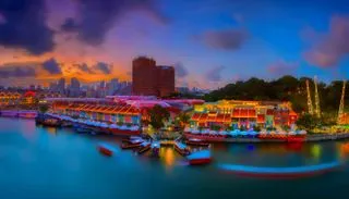 КРУИЗ ВДОЛЬ CLARKE QUAY