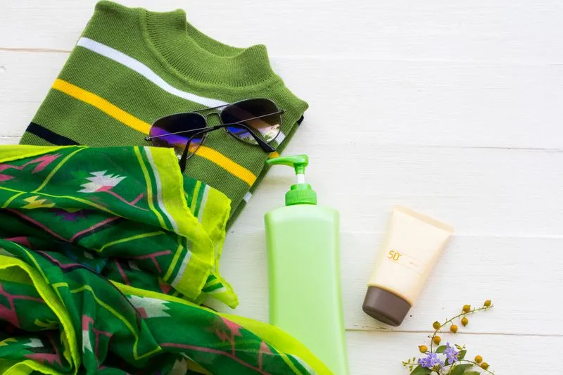 🌞 Возьмите солнцезащитный крем