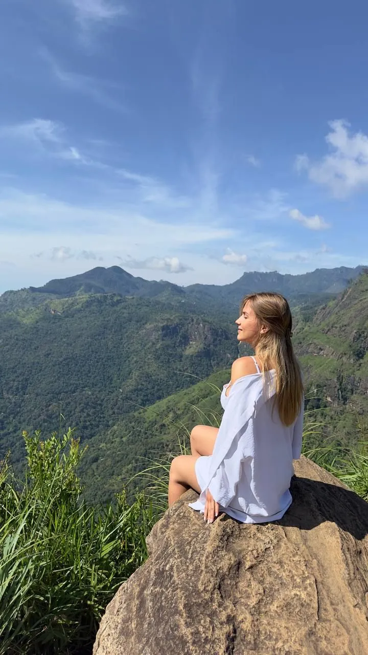 Элла и слоновый питомник Удавалаве