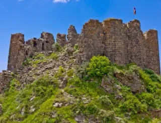 КРЕПОСТЬ АМБЕРД