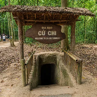 CU CHI TUNNELS