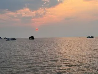 ОЗЕРО ТОНЛЕСАП