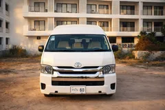 Hiac Minivan