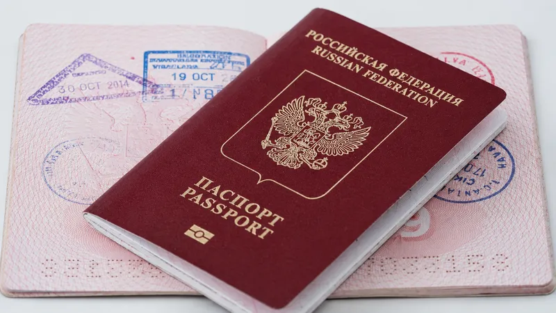 🛂 Проверьте загранпаспорт заранее