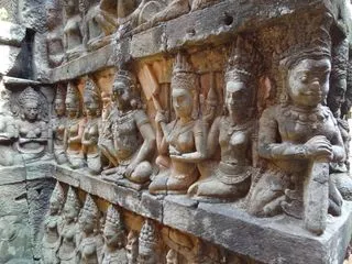 ТЕРРАСА ПРОКАЖЁННОГО КОРОЛЯ