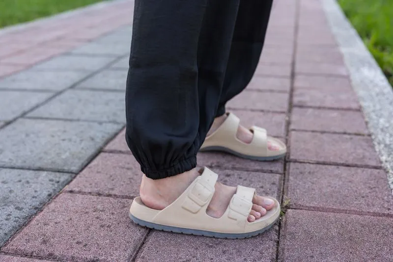 👟 Удобная одежда и обувь