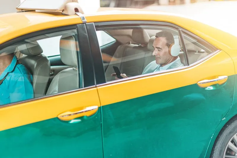 🚖 Такси и трансферы