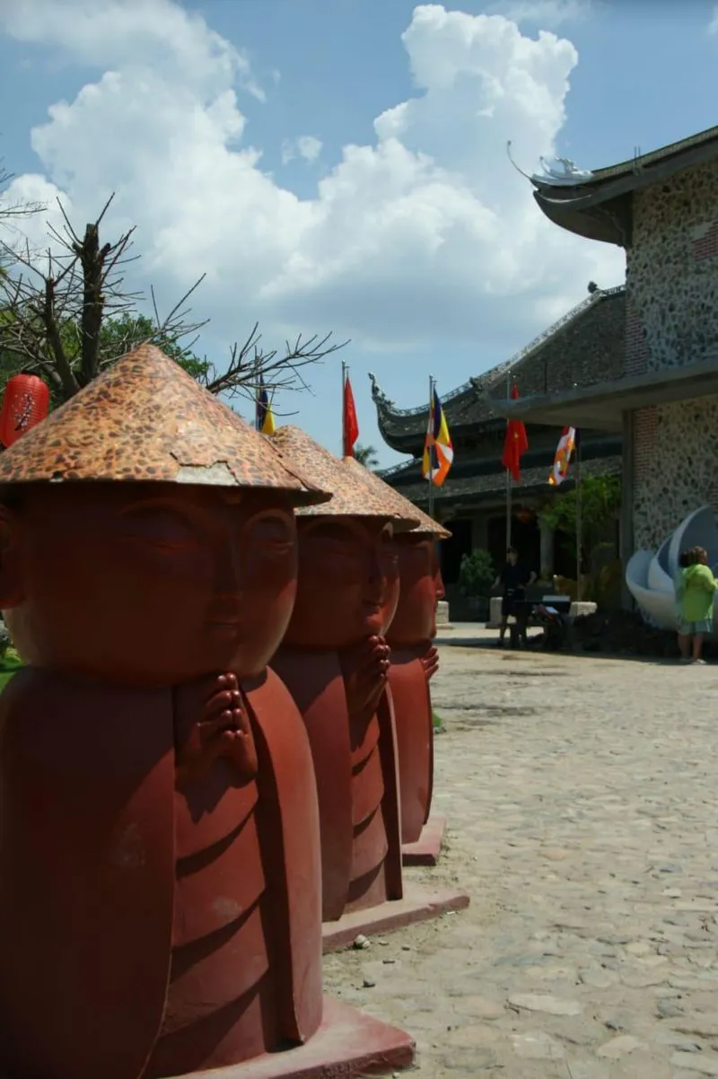 Экскурсия в Фуйен из Нячанга: маяк, пляж и башни Чамов