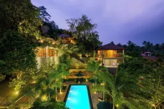 Villa Rumassala Luxury Chalets