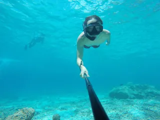 СНОРКЛИНГ В ПРОЗРАЧНОЙ ВОДЕ