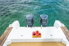 Monohull MRN Bali