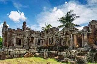 ХРАМ ПНОМ ЧИСОР