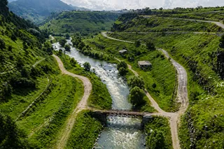 УЩЕЛЬЕ РЕКИ ДЗОРАГЕТ