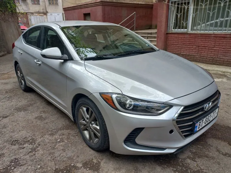 Hyundai Elantra 2018
