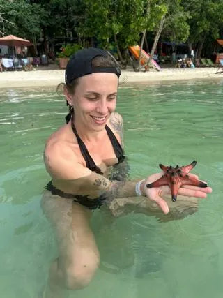 ПЛЯЖ СО ЗВЁЗДАМИ