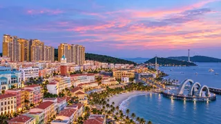 SUNSET TOWN — ВЕЧЕР И НОЧЁВКА