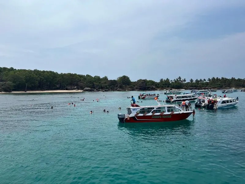 Экскурсия на Фукуоке " Снорклинг на двух островах и пляжный ужин BBQ"