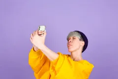 📸 Фотоаппарат или телефон